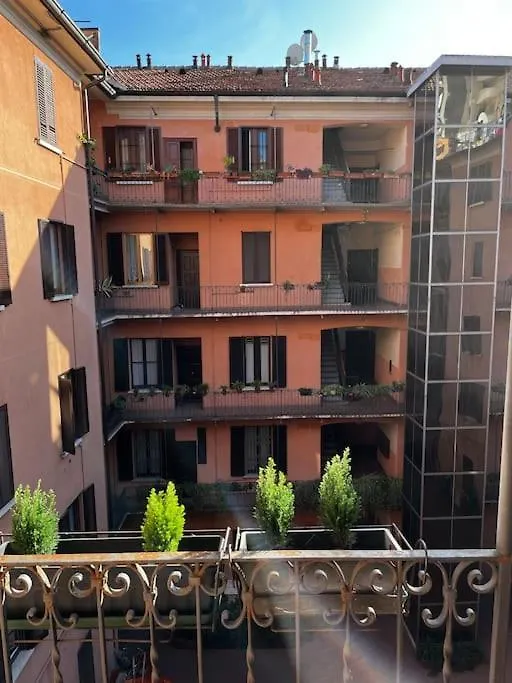 Casa Milá De Angeli, Fiera, San Siro-1